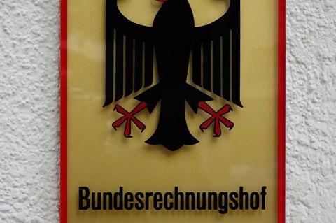 Bundesrechnungshof: Schild am Eingang