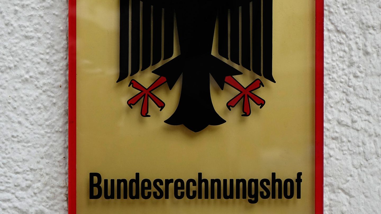 Bundesrechnungshof: Schild am Eingang