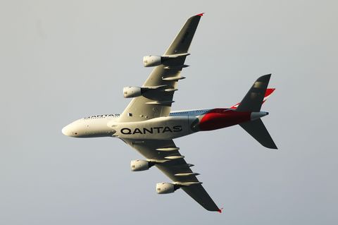 Ein Airbus A380 von Qantas im Flug
