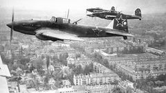 Ilyushin IL-2 über Berlin 1945.