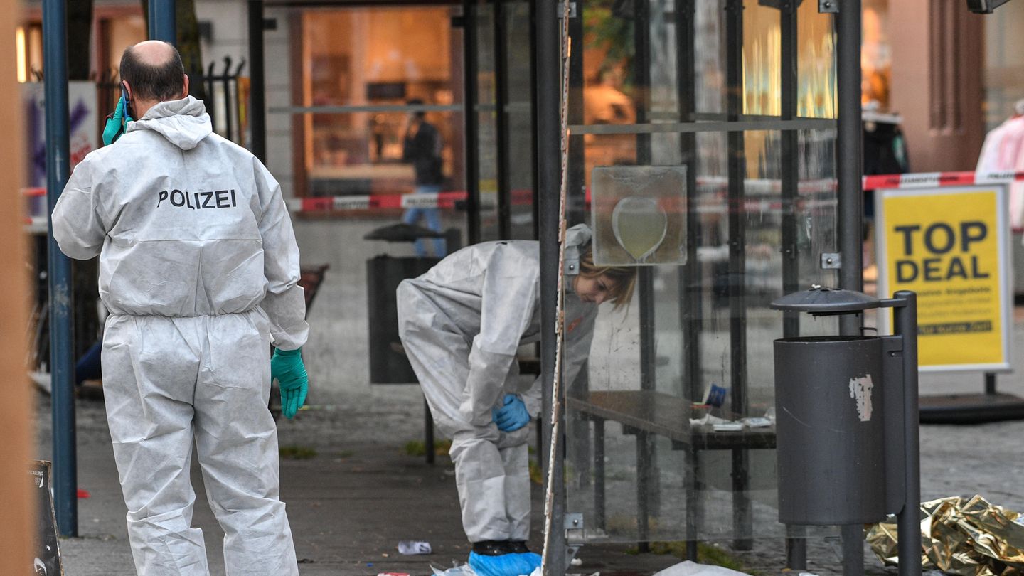 Spurensicherung am Tatort im Stadtzentrum von Ravensburg