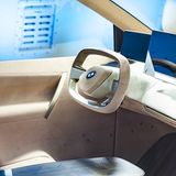BMW iNext 2021