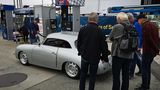 Porsche Rennsport Reunion 2018: Getankt wird vorne - Fachsimpeln beim Tankstopp
