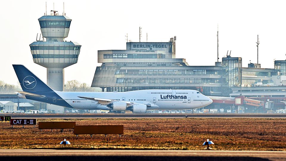 Boeing 747-8 der Lufthansa Zu den treuen 747-Kunden zählt die Lufthansa. Im Bild die jüngste Version vom Typ 747-8, von der die Airline 19 Maschinen im Einsatz hat.