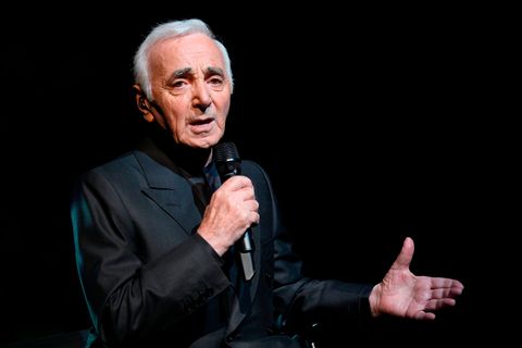 Charles Aznavour: Mit einem Auftritt im Pariser L'Olympia im Jahr 1956 gelang ihm der Durchbruch