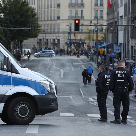 Die jüngsten Ereignisse in Chemnitz müssen wie ein Katalysator für die kruden Gewaltfantasien der Rechtsextremen gewirkt haben. (Foto der Einheitsfeierlichkeiten in Berlin)