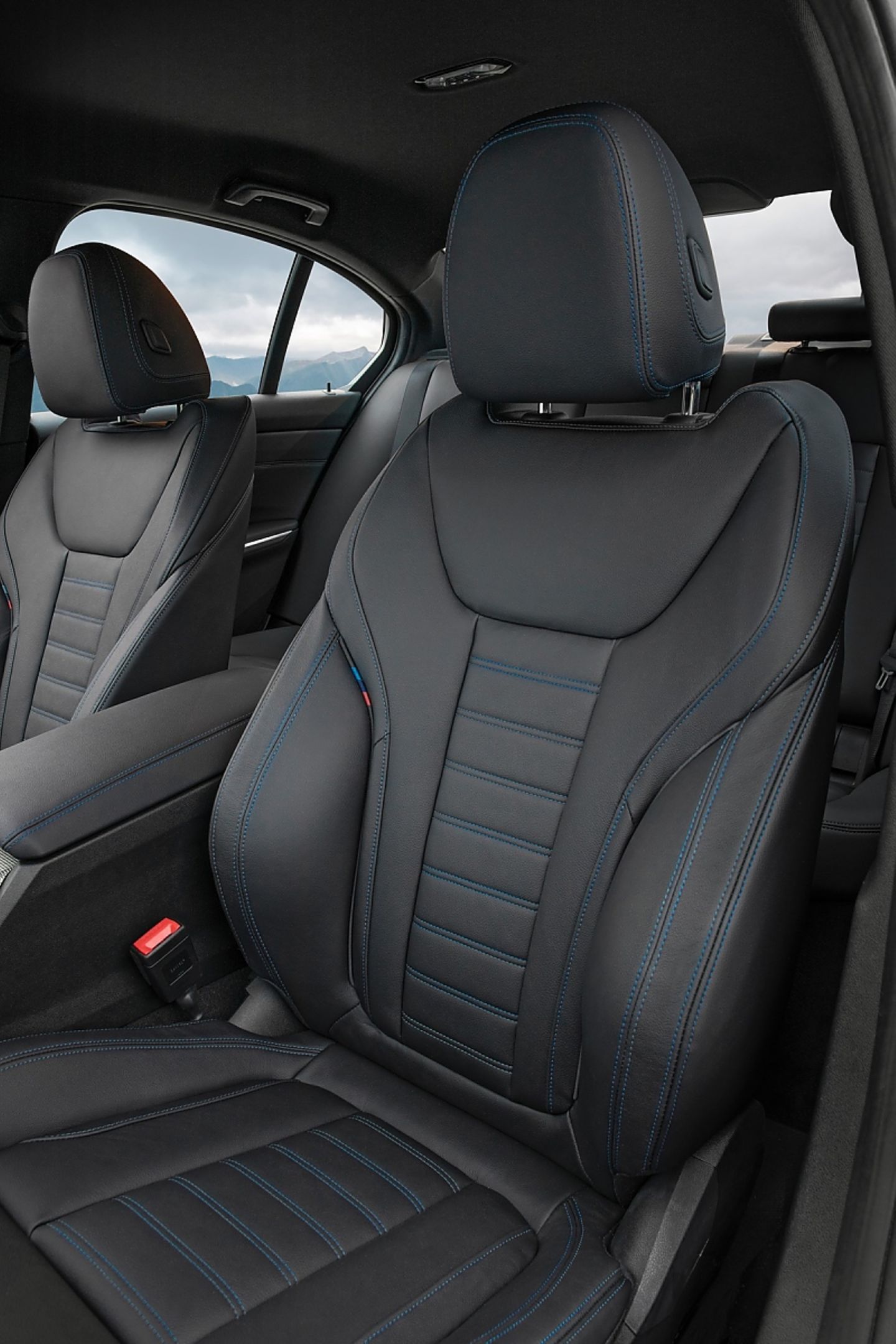 BMW Dreier G20 2019 - neue Sitze mit viel Seitenhalt