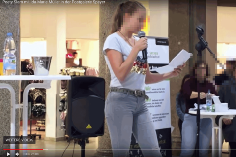 Ida-Marie beim Poetry Slam in Speyer