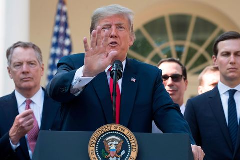 Weißes Haus: "Sie denken niemals nach": So abfällig behandelt Trump zwei Reporterinnen