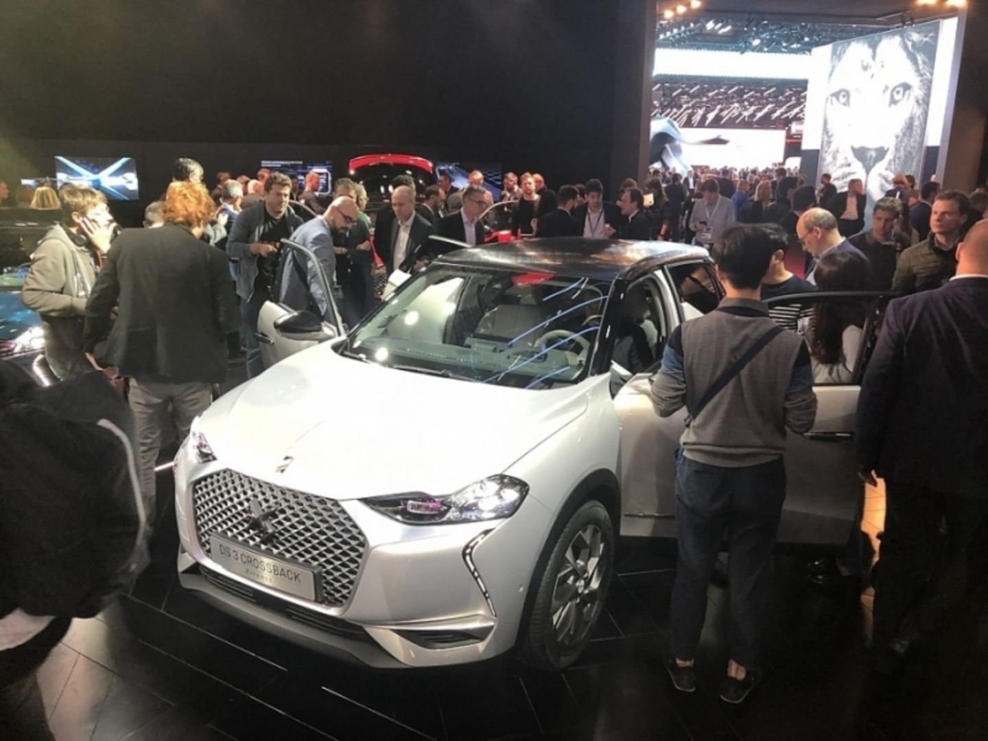 Der DS3 Crossback Intense macht den Auftakt der Elektrifizierungsoffensive