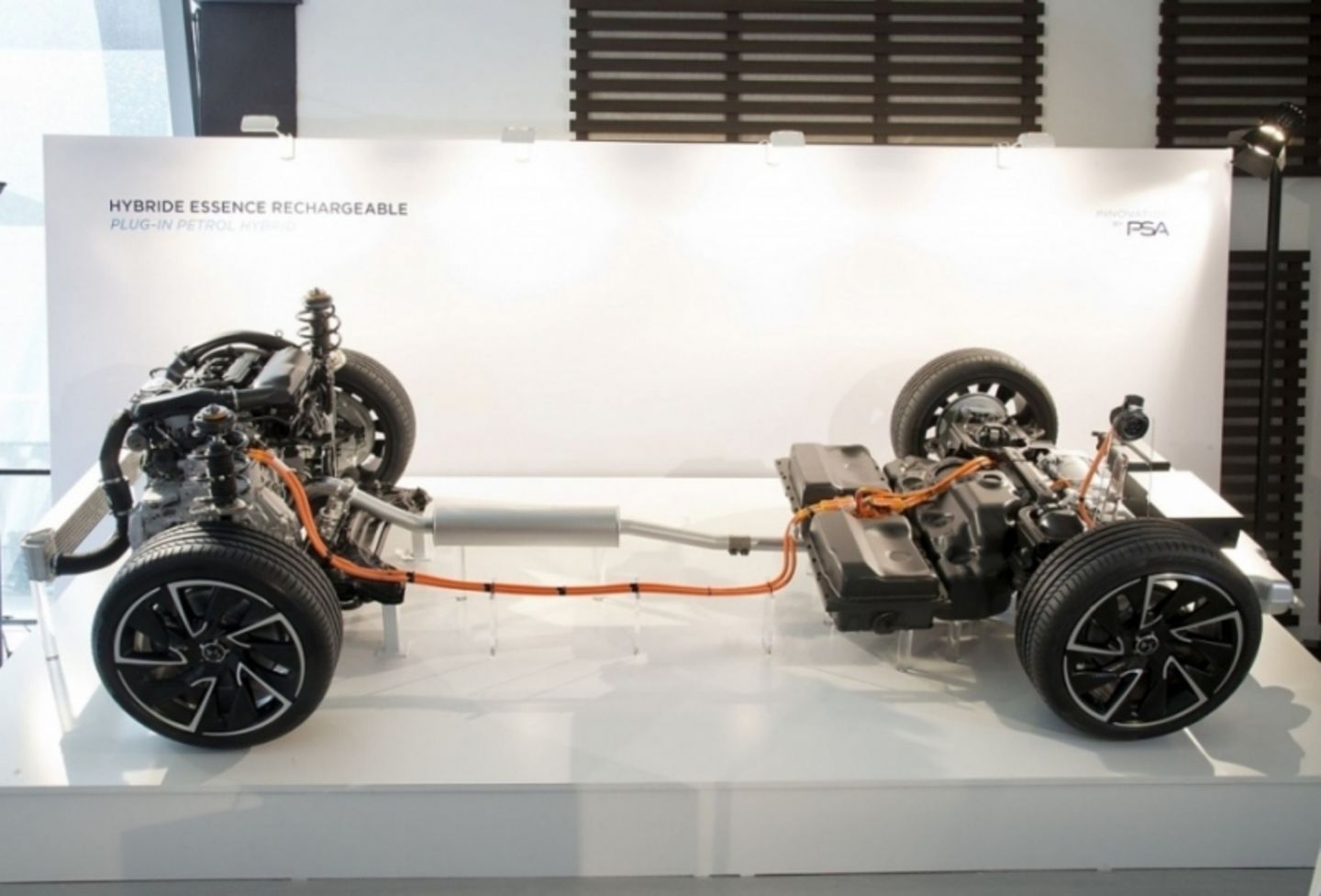 Die PSA Plattform-Strategie sieht auch eine Elektrifizierung einiger Modelle bis 2020 vor