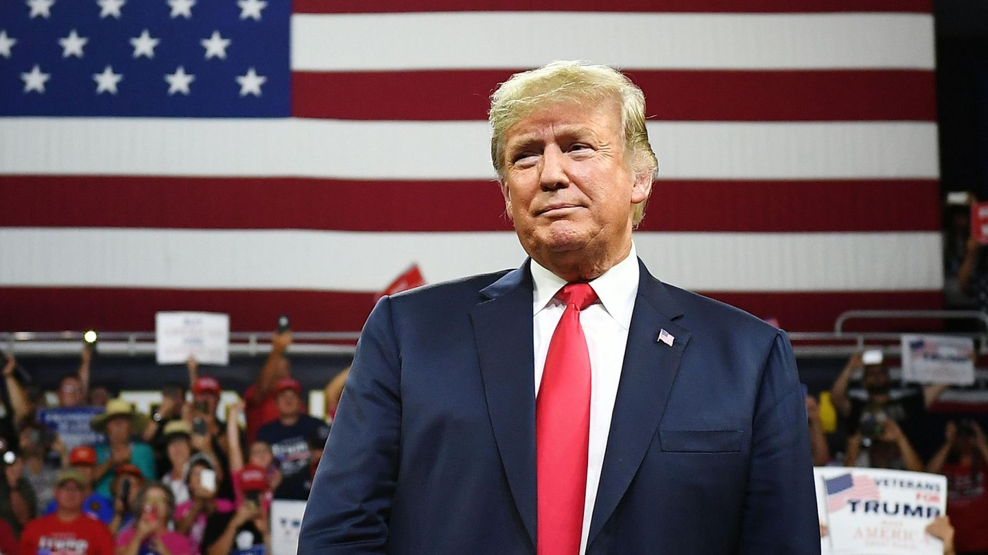 Der Name Donald Trump schreckt manche Kunden ab und lässt den Wert der Marke sinken