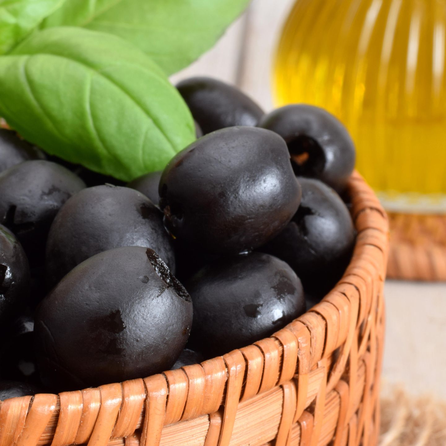 Schwarze Oliven Sind Oft Nur Gefarbt So Erkennen Sie Die Falschung Stern De