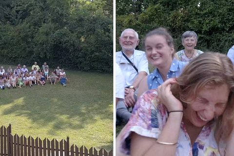 Ein Familienfoto wird mit der Drohne aufgenommen.