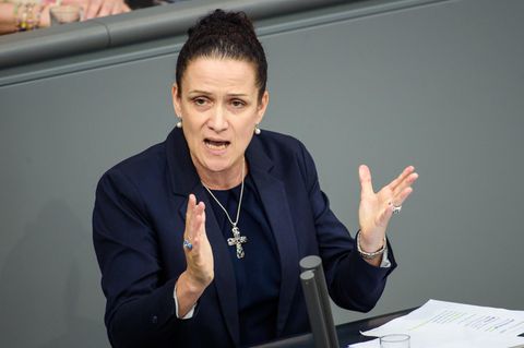 AfD-Politikerin Nicole Höchst zum Poetry-Slam-Eklat in Speyer