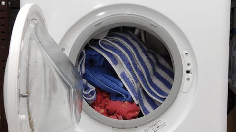 Die Frau legte ein Verlängerungskabel aus dem Waschkeller bis in ihre Wohnung (Symbolbild)