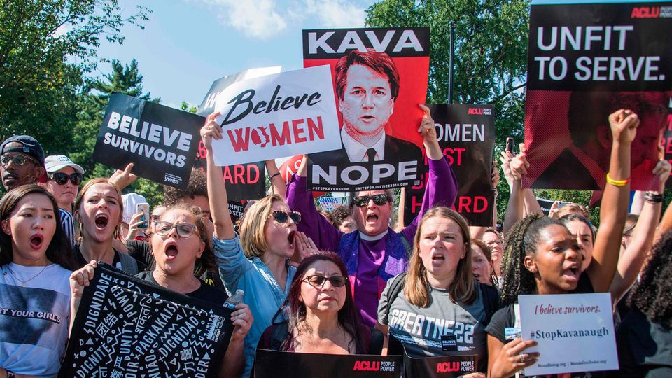Zahlreiche US-Amerikaner protestierten in den vergangenen Wochen gegen die Nominierung von Brett Kavanaugh Zahlreiche US-Amerikaner protestierten in den vergangenen Wochen gegen die Nominierung von Brett Kavanaugh