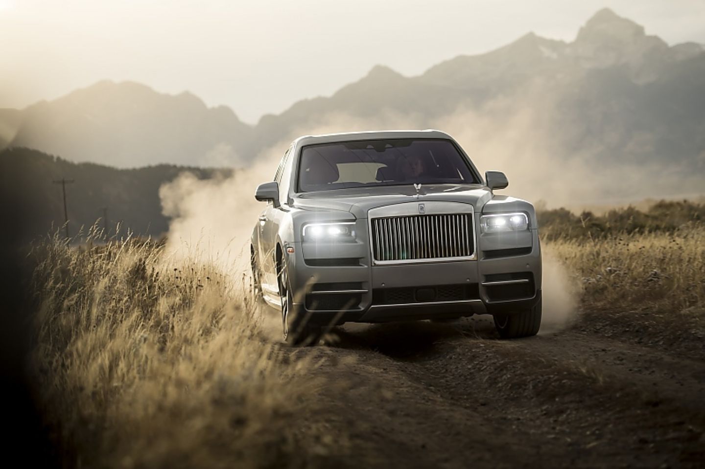 Rolls Royce Cullinan 2019 - 420 kW / 571 PS und 850 Nm maximales Drehmoment