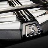 Rolls Royce Cullinan 2019 - der 6,8 Liter große V12-Motor ist allernativlos