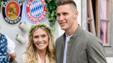 Verteidiger Niklas Süle brachte seine Freundin Melissa Halter mit