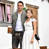 Cathy Hummels war in diesem Jahr bereits auf der Wiesn. Zum Abschluss begleitete sie nun ihren Mann, Bayern-Verteidiger Mats Hummels.