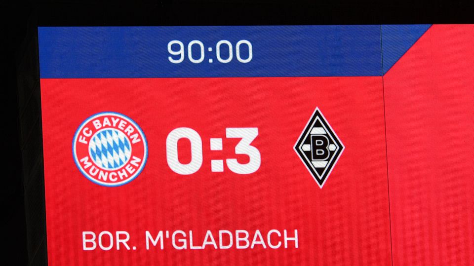 Die Anzeigetafel in der Münchener Allianz Arena Die Anzeigetafel in der Münchener Allianz Arena