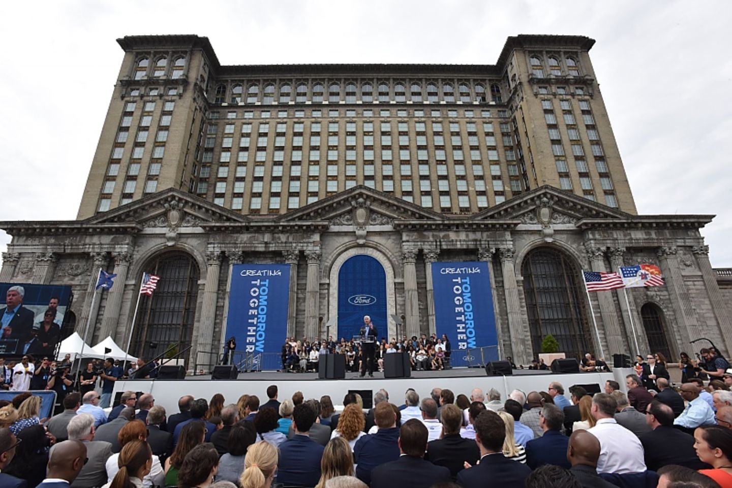 Michigan Station in Detroit - frisch von Ford erworben