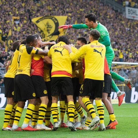 Den 4:3-Siegtreffer, über den sich hier gefreut wird, erzielte Alcacer erst in der 96. Minute
