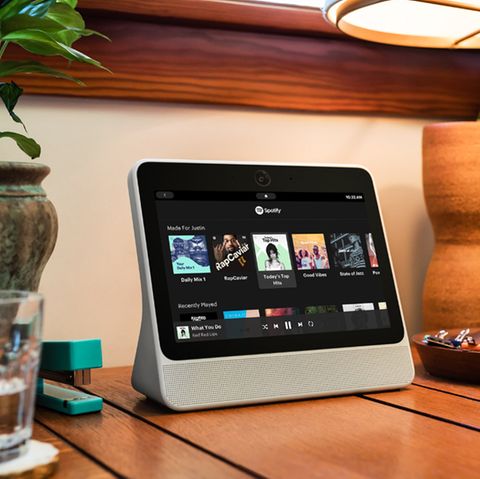 Facebook bringt Portal und Portal+ auf den Markt