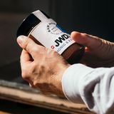 Honigmanufaktur Raw Honey und JWD präsentieren: Honig & Kakao. Es ist die Belohnung für den mutigen Selbstversuch unseres Autors.