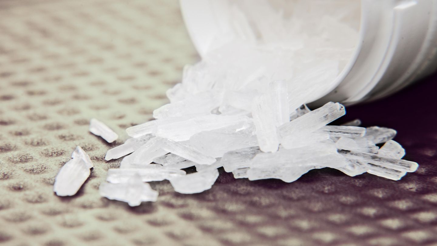 Mann schmuggelt Crystal Meth im Koffer