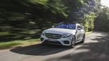 Das adaptive Fahrwerk gleicht viel aus, ist aber etwas straffer