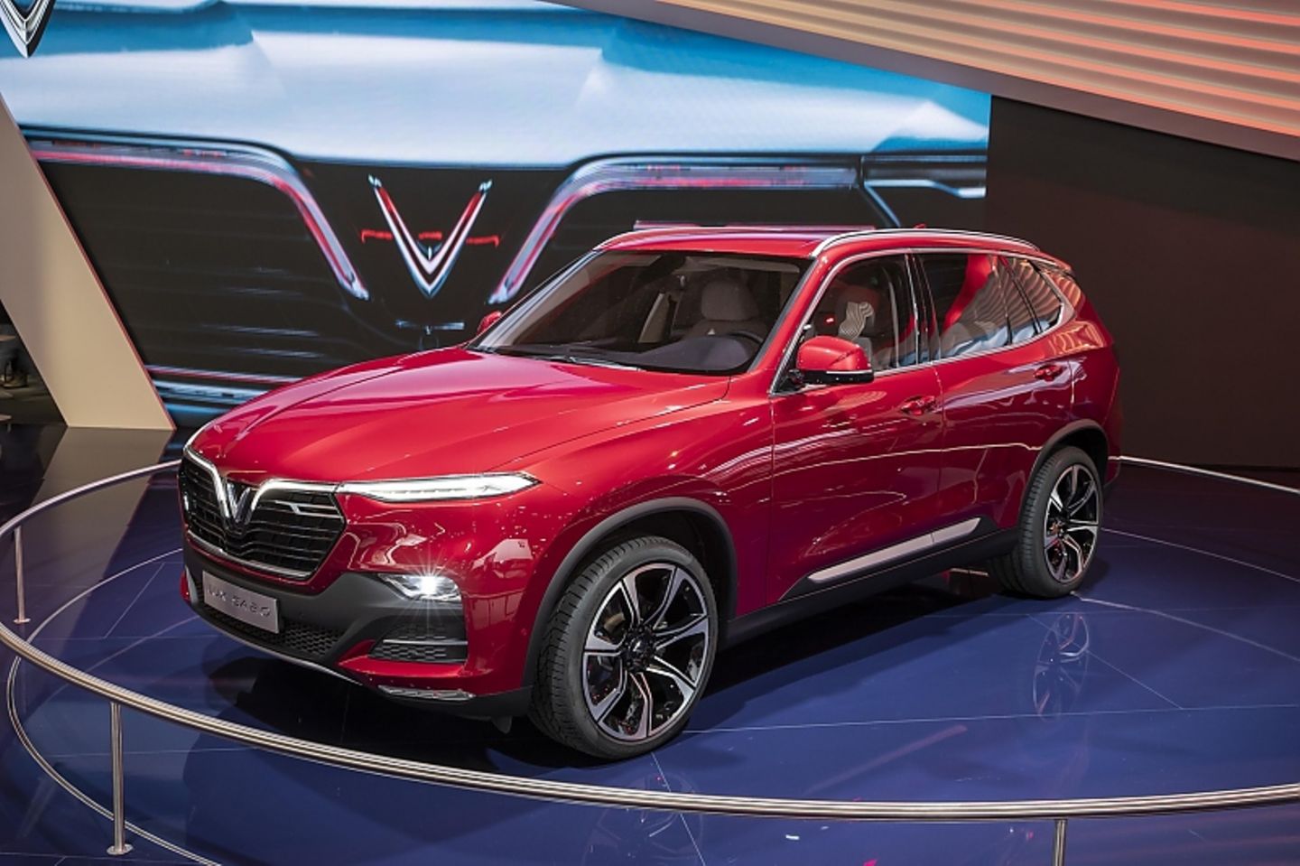 Vinfast Lux SA 2.0 - auf Basis des bisherigen BMW X5