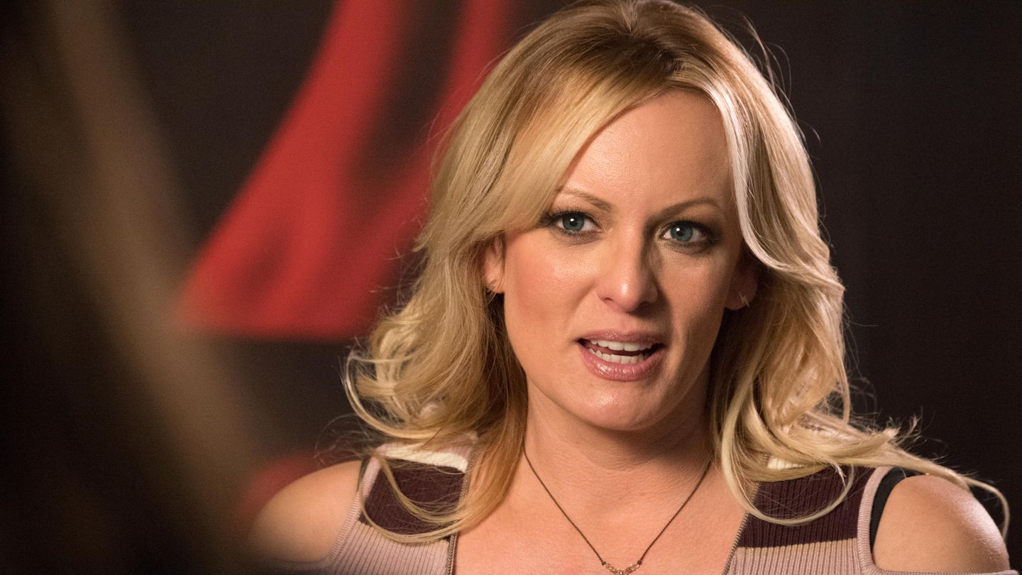 Pornostar Stormy Daniels will 2006 eine Affäre mit Donald Trump gehabt haben