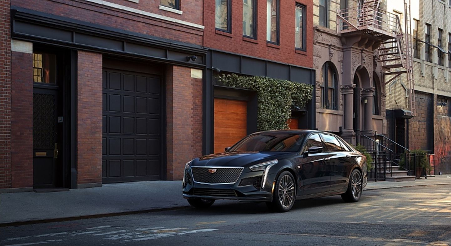 Book by Cadillac