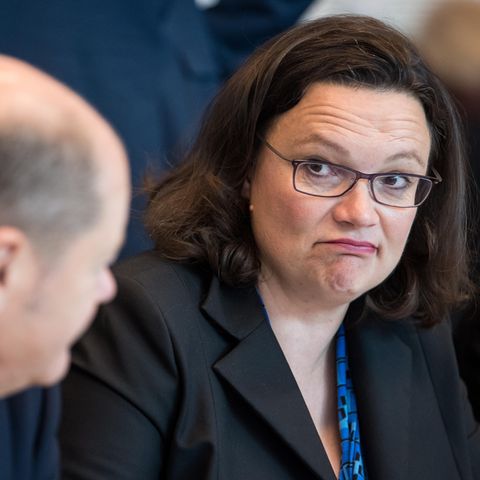 Wahldesaster und Umfragetief: Olaf Scholz und Andrea Nahles mit ihrer SPD
