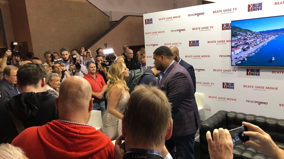 Stormy Daniels bei Autogrammstunde Stormy Daniels bei Autogrammstunde