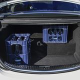 Das Kofferraumvolumen schrumpft um 135 Liter auf 365 Liter