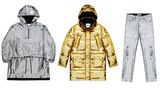 Lass es funkeln!  Für Lametta im Weihnachtsbaum ist es noch etwas früh, aber wer will, kann trotzdem schon funkeln wie eine Christbaumkugel. Jeremy Scott hat mehrere paillettenbesetzte Teile in seiner Kollektion, für Damen und Herren, in Gold und Silber. Darin wird man garantiert nicht übersehen. Kleid: 149 Euro; Daunenmantel: 299 Euro; Hose: 99 Euro.