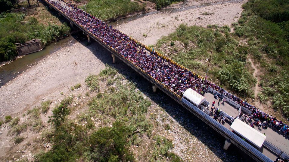 Die Grenze von Venezuela nach Kolumbien bei Cúcuta