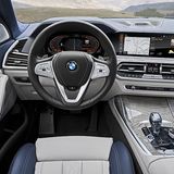 BMW X7 2019 - das Cockpit im bekannten BMW-Stil