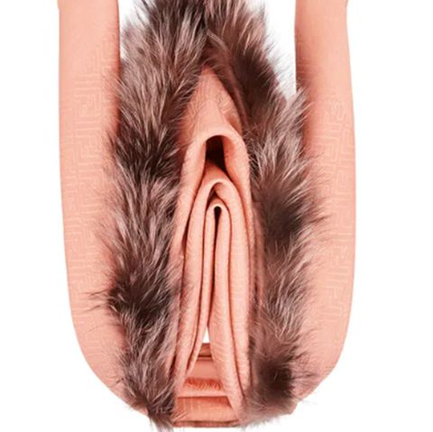 Fendi-Schal erinnert Twitter-User an eine Vagina