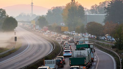 Zahl der Toten im Straßenverkehr sinkt auf Rekordtief