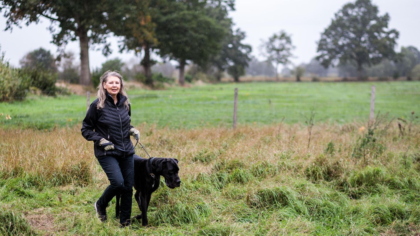 Verena Rottmann mit Hündin Carla