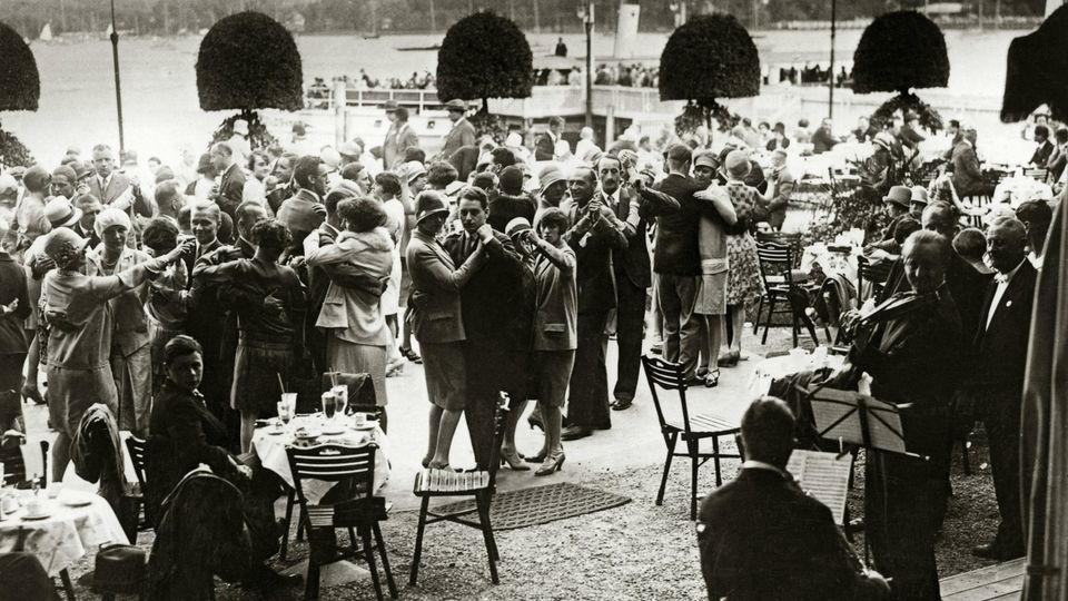 Tanztee am Wannsee um 1925