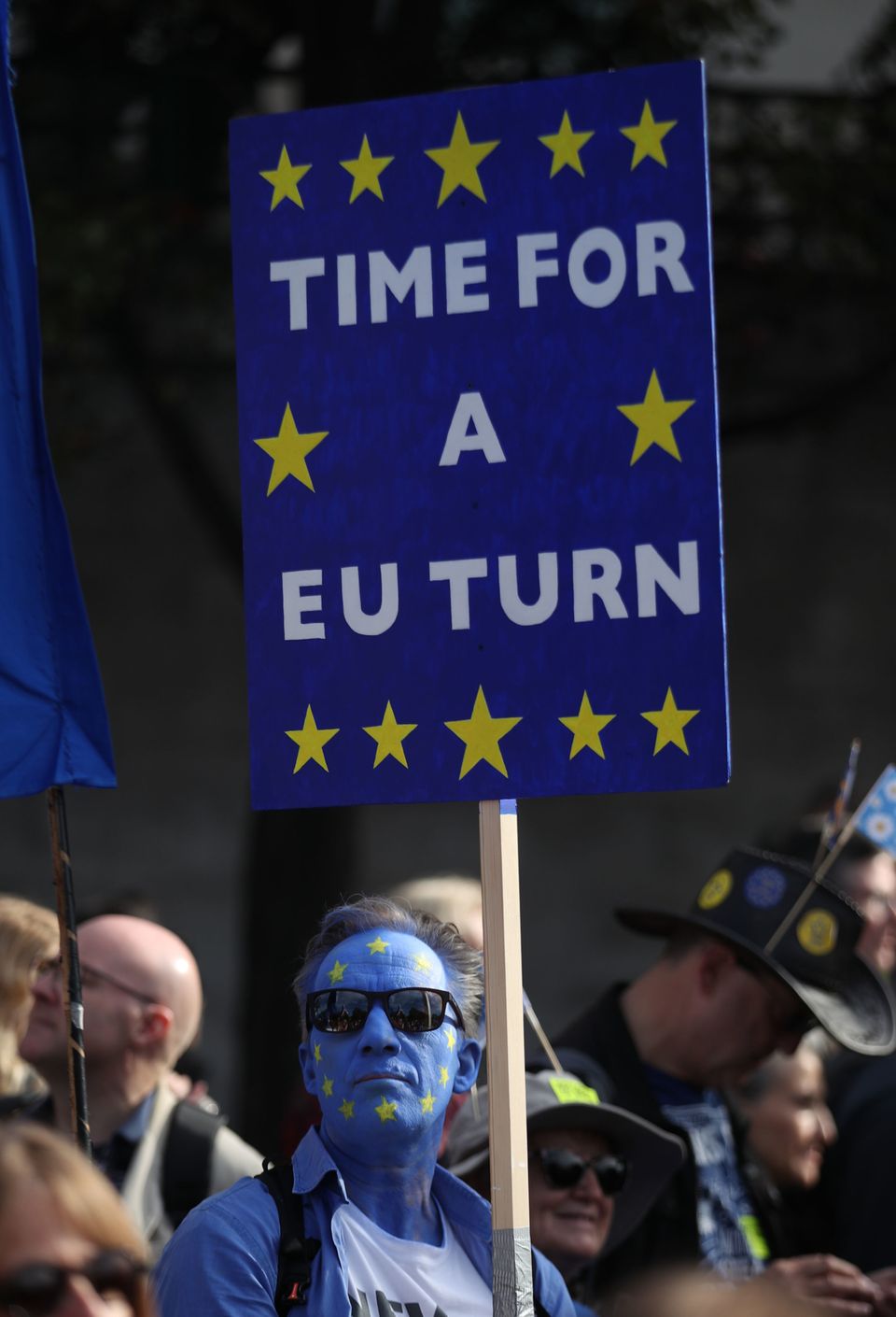#PeoplesVoteMarch in London: "Never gonna give EU up": Die genialsten Schilder der Anti-Brexit-Demo