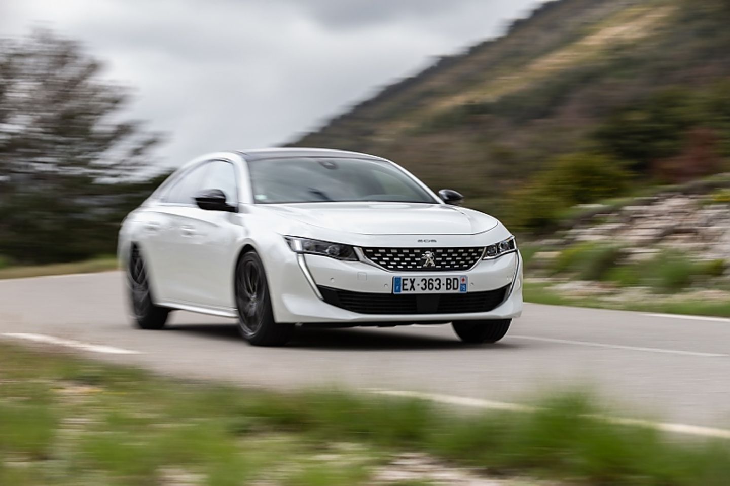 Peugeot 508 GT Puretech 225 - der 1,6 Liter große Motor wirkt angestrengt
