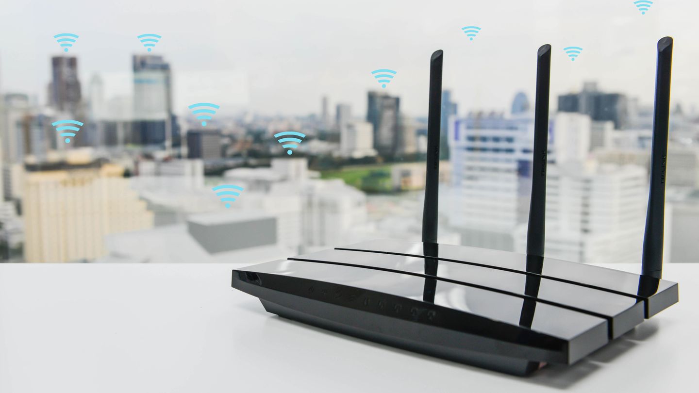 Frequenz-Wechsel  Wenn in Ihrem Zuhause viele Wlan-Netzwerke zu empfangen sind, können die sich in die Quere kommen und gegenseitig stören. Wählen Sie daher im Router die automatische Kanalauswahl, damit bei Engpässen selbstständig ein ruhigerer Funkkanal gesucht werden kann.