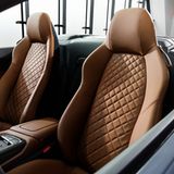 Der Spyder ist nur unwesentlich langsamer als das Coupé