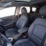 Die Sitze sind bequem, aber die Beinauflage könnte länger sein